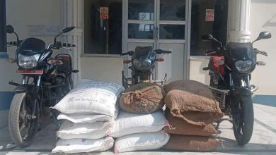 Photo of ४ लाख मुल्य बराबरको चोरी निकासी/पैठारीको मालसामान भन्सार दाखिला ।
