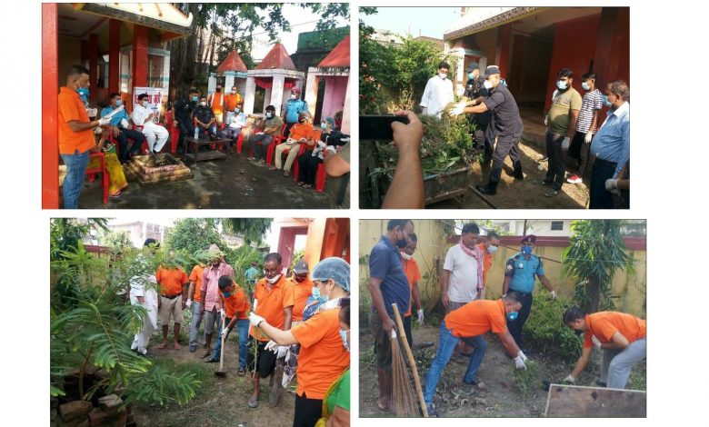 Photo of छपकैया स्थित सन्सारी माई मन्दिर सरसफाइ तथा वडा प्रहरी कार्यालय बिर्ताका प्रहरी निरीक्षकको स्वागत र परिचात्मक कार्यक्रम सम्पन्न ।