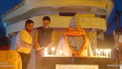 Photo of सर्बोच्च कमान्डर , सर्वमान्य नेता स्वर्गीय गणेशमानजिको १०६ औं जन्मजयन्ती र नेपाली काङ्ग्रेसका सस्थापक नेता सुवर्णशम्शेरजिको ४३ औं स्मृति दिवसमा फोटो र शालिकमा फुलमाला अबिरको साथै दिप प्रज्वलित गरि मनाए।