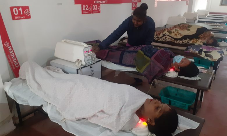Photo of कोरियन मशिनद्वारा सेराजेम थमल थेरापीबाट आजिवन निसुल्क सेवा ।