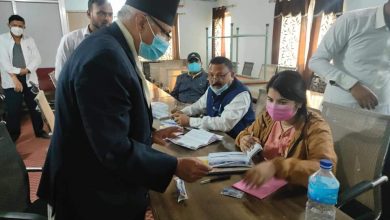 Photo of पर्सा जिल्ला अदालतका न्यायाधीश र कर्मचारी सहित खोप अभियान अन्तर्गत अन्तिम दिन आज ३६२ जना गरि पर्सा जिल्ला भरी जम्मा ४५४० जनाले खोप लगाए ।