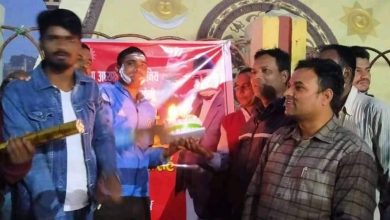 Photo of ओविसी पर्साद्वारा वीरगंजमा प्रधानमन्त्री ओलीको जन्मदिन मनाइयो