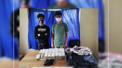 Photo of ५३ लाख ८० हजार रकम सहित हुण्डी कारोबार गर्ने दुई पक्राउ ।