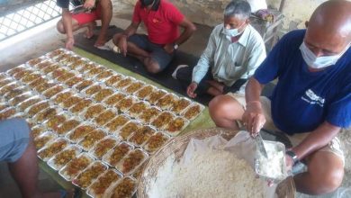 Photo of साहिब दरबार सेवा सस्थाद्वारा नारायणी अस्पतालको प्राङ्गणमा सन्ध्याकालिन निसुल्क भोजन बितरण ।