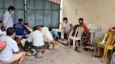 Photo of २३ औं दिन पनि साहिब दरबार सेवा सस्था, समर्पण सेवा सस्था र स्टार मार्बल एन्ड सेनेटरी प्रालीद्वारा निसुल्क भोजन बितरण ।