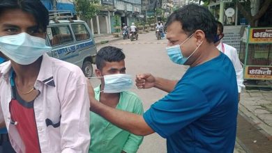 Photo of तपाईको माक्स खोइ ? कार्यक्रम अन्तर्गत ग्रिनसिटि सामुदायिक सेवा केन्द्रद्वारा माक्स बितरण ।