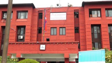 Photo of मेडिकल कलेज र निजी अस्पतालहरुमा पनि खोप केन्द्र सञ्‍चालन गर्न पाउने