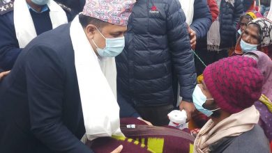 Photo of सामुदायिक सेवा केन्द्र छपकैयाको आयोजनामा पर्साका प्रमुखहरुको स्वागत, जेष्ठ नागरिकको सम्मान साथै गरिब निमुखाहरुलाई जाडोमा कम्बल बितरण ।