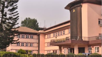 Photo of कानून व्यवसायीको आन्दोलन रोक्न सर्वोच्चमा रिट