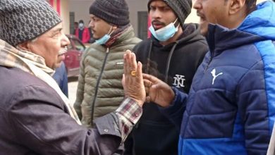 Photo of नेविसंघ नेताका ज्ञापन पत्र  बुझ्न नमानेपछि हरिखेतान कलेजमा हो हल्ला(फिचर सहित)