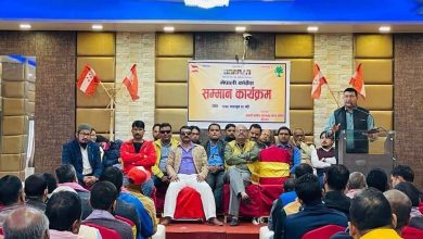 Photo of नेपाली काङ्ग्रेस बिरगंज महानगर समितिद्वारा ३२ वटै बुथ सभापतिहरुको सम्मान ।