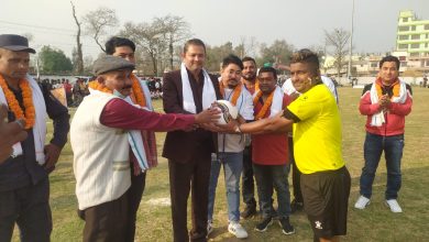 Photo of मेयर अन्डर स्कुल फुटबल प्रतियोगिताको उद्घाटन गरे वीरगंज महानगरका उप-प्रमुख आलम