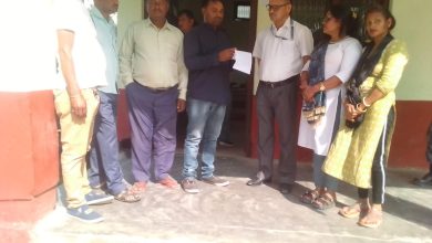 Photo of सरकार सँग जग्गा मागदै वीरगंजमा दलित सुकुम्बासीको प्रदर्शन तथा प्र.जि.अ. लाइ ज्ञापनपत्र बुझाए