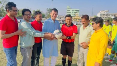 Photo of मधेस प्रदेश स्तरीय फुटबल प्रतियोगितामा धनुषा लाइ पराजित गर्दै पर्सा फाइनलमा प्रवेश