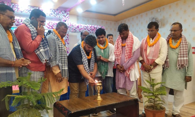 Photo of प्रेस युनियन पर्साका नवनिर्वाचित कार्यसमितिको पदस्थापन सम्पन्न