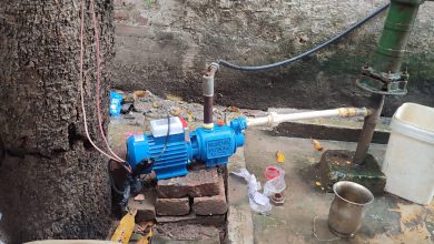 Photo of वडा नं १ का वार्ड अध्यक्ष मनोज राउत कुर्मीले आफ्नो निजि सहयोगमा बोरिङ जडान गराए
