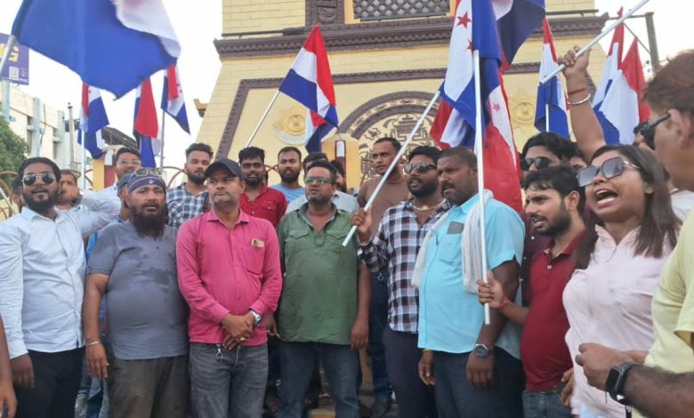 Photo of नेपाली कांग्रेसका सहमहामन्त्री यादवमाथी आक्रमणको विरोधमा नेपाल तरुण दल पर्सा द्वारा प्रदर्शन,माग्यो गृहमन्त्रीको राजीनामा