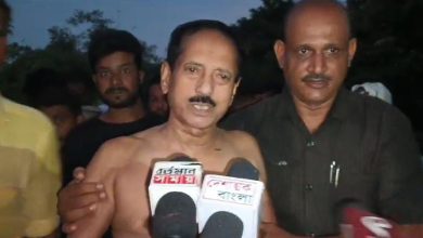 Photo of Boat overturned while visiting flood-hit area, narrowly saved, MP to District Magistrate