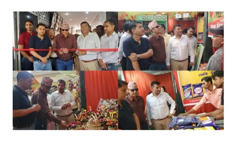 Photo of वीरगन्जमा दसैंका लागि मात्र लगाइयाे सस्तो बजार