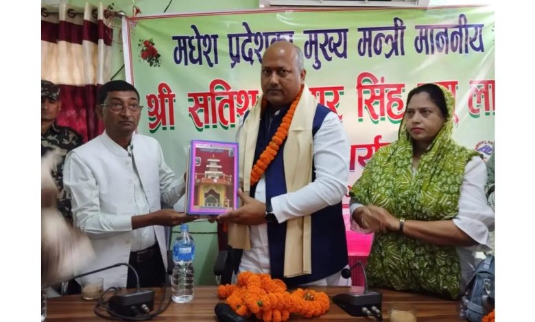 Photo of कलैयामा मुख्यमन्त्री सिंहले भने :कार्यकर्तालाई योजना र बजेट बाँड्ने काम मधेस सरकारले गर्दैन