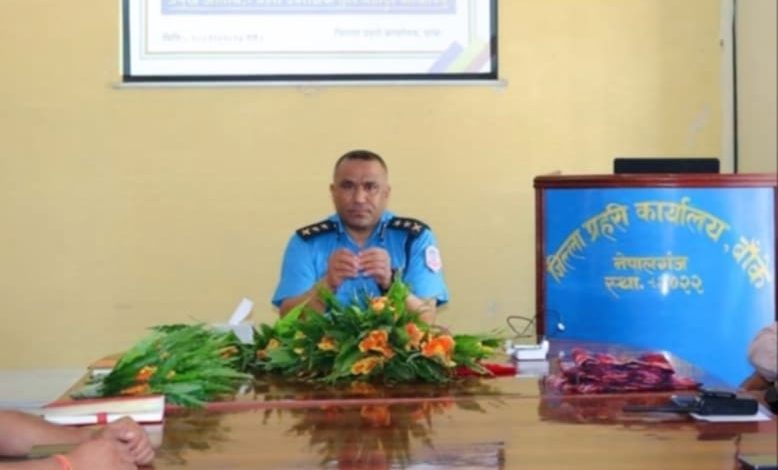 Photo of कानुन कार्यान्वयनमा प्रहरीलाई बाधा पुर्याउनेको इन्काउन्टर हुनसक्छ: बाँके एसपी कार्की