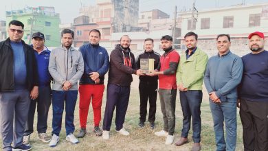 Photo of बिरगंज स्थित आदर्शनगर रंगशालामा जारी कार्पोरेट सुपर सिक्स क्रिकेट प्रतियोगितामा ओम्नी ग्रुप विजयी ।