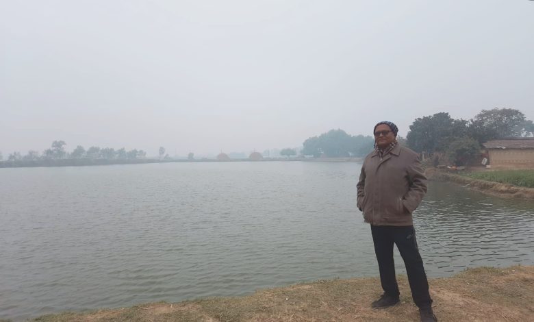 Photo of राजनीतिमा अवसर नपाएका दीनानाथ व्यवसायिक कृषिकर्ममा रमाउँदै