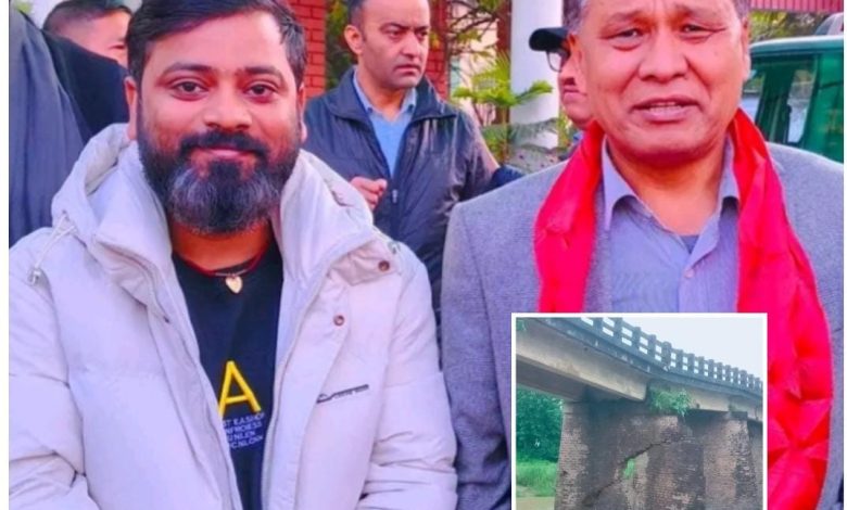 Photo of नेपाल इन्जिनियर्स एसोसिएसन वीरगन्ज च्याप्टरद्वारा मन्त्री कुलमान घिसिङलाई स्वागत, तिलावे पुलको जोखिमबारे अवगत