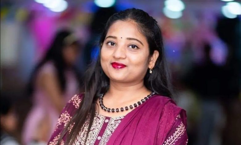 Photo of मधेस खबरकी सम्पादक माधुरी महतो ‘स्व. नरेश सर्राफ क्रियाशील पत्रकारिता पुरस्कार–२०८१’बाट सम्मानित