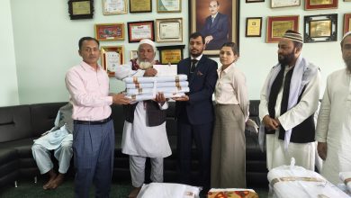 Photo of नेशनल मेडिकल कलेजद्वारा पर्सा र बारा जिल्लाका मदरसा तथा यतीमखानामा कपडा वितरण कार्यक्रम सम्पन्न