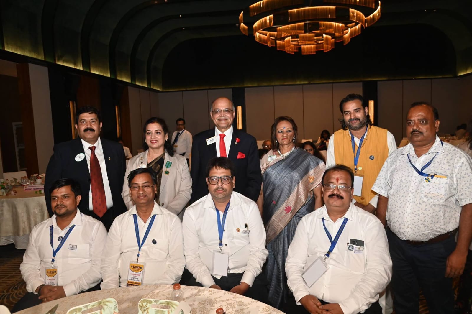 Photo of ताज होटल, पटनामा लायन्स डिस्ट्रिक्ट ३२२ ई को स्थापना समारोह ‘आरोहण’ सम्पन्न, रक्सौल लायन्स क्लब सम्मानित