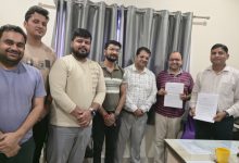 Photo of NICCI वीरगञ्ज च्याप्टर र नारायणी सेन्ट्रल हस्पिटलबीच स्वास्थ्य सेवा सम्बन्धी सम्झौता